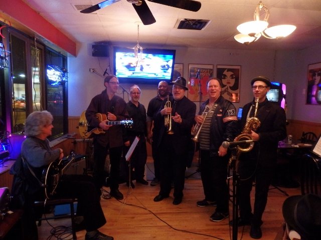 yvesfrancoisandhisrocambujazzatmargaretsinchicago.jpg